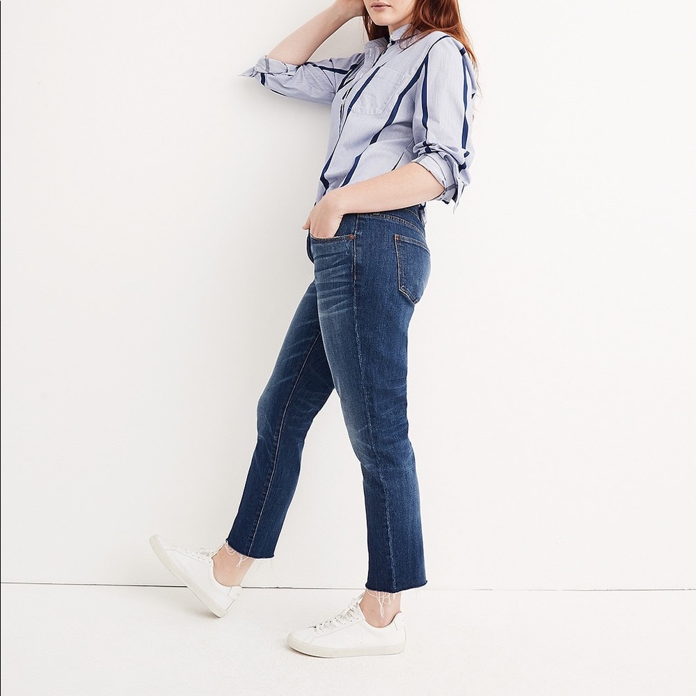 Brand: Madewell / Size: 27 / Style: Slim Boyfriend